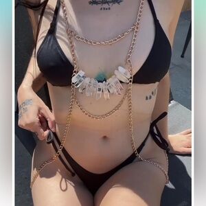 NIB Stone Quartz Aluminum Body Chain